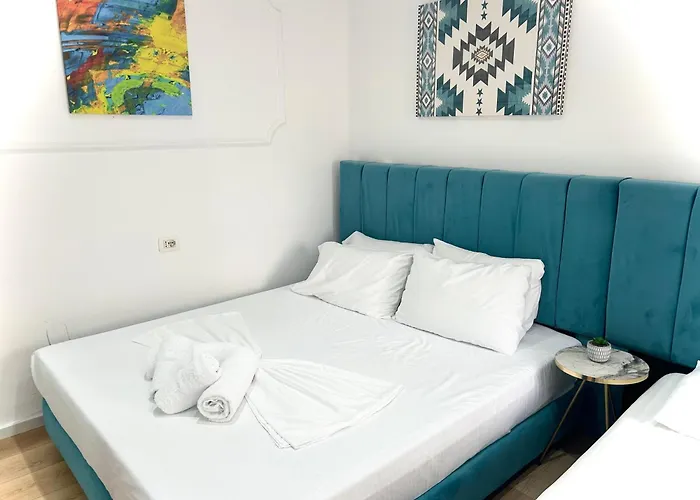 Square 3* Tirana
