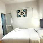 Otel Square