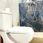 Otel Square 3*