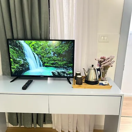 Square טיראנה